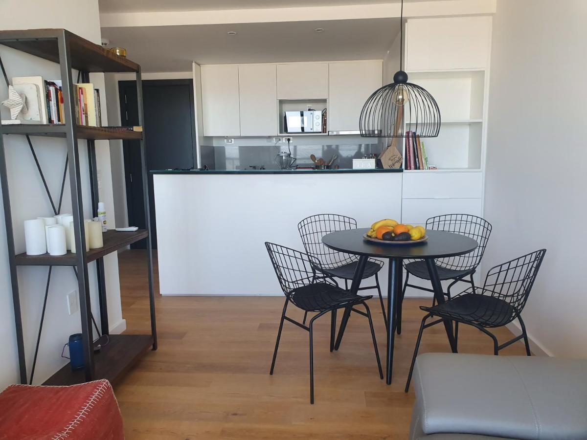 Modern Apartment First Line Beach Montevideo Uy Esterno foto