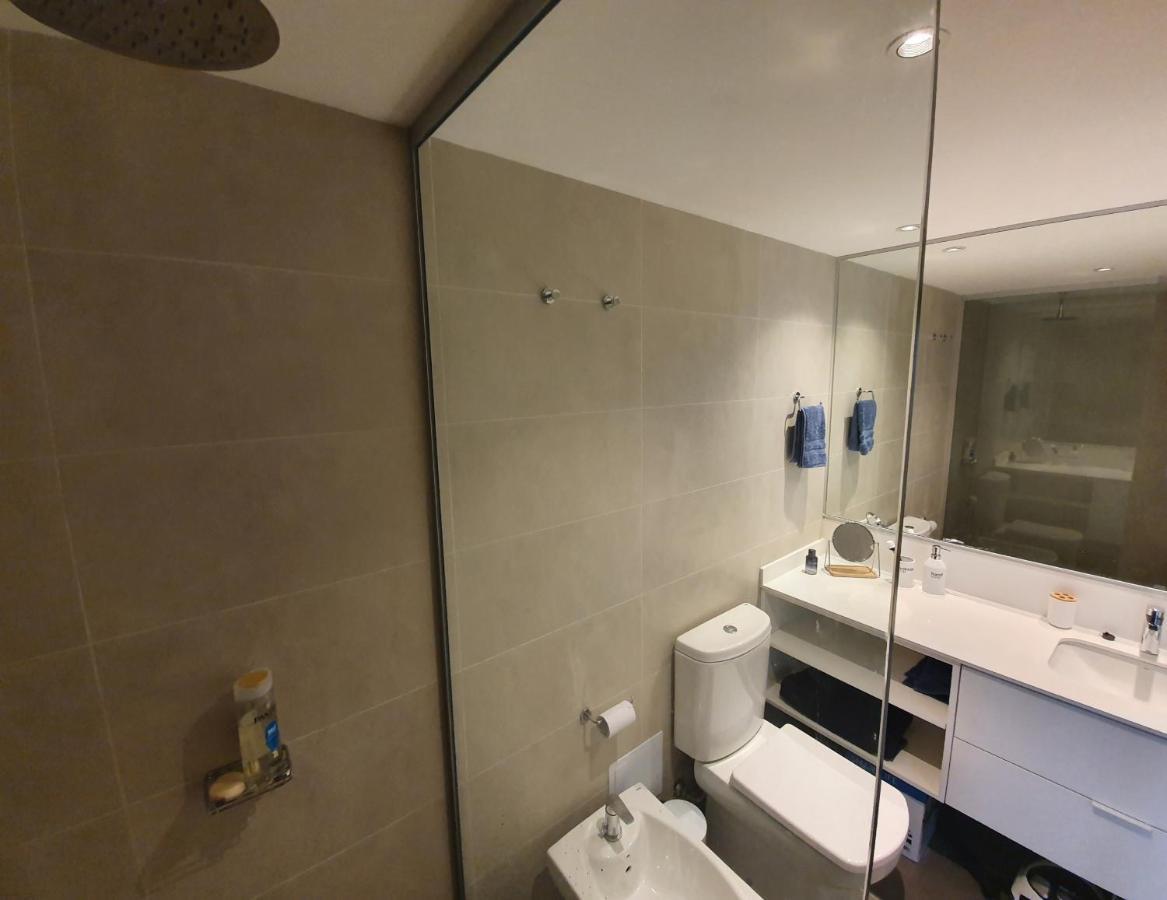 Modern Apartment First Line Beach Montevideo Uy Esterno foto