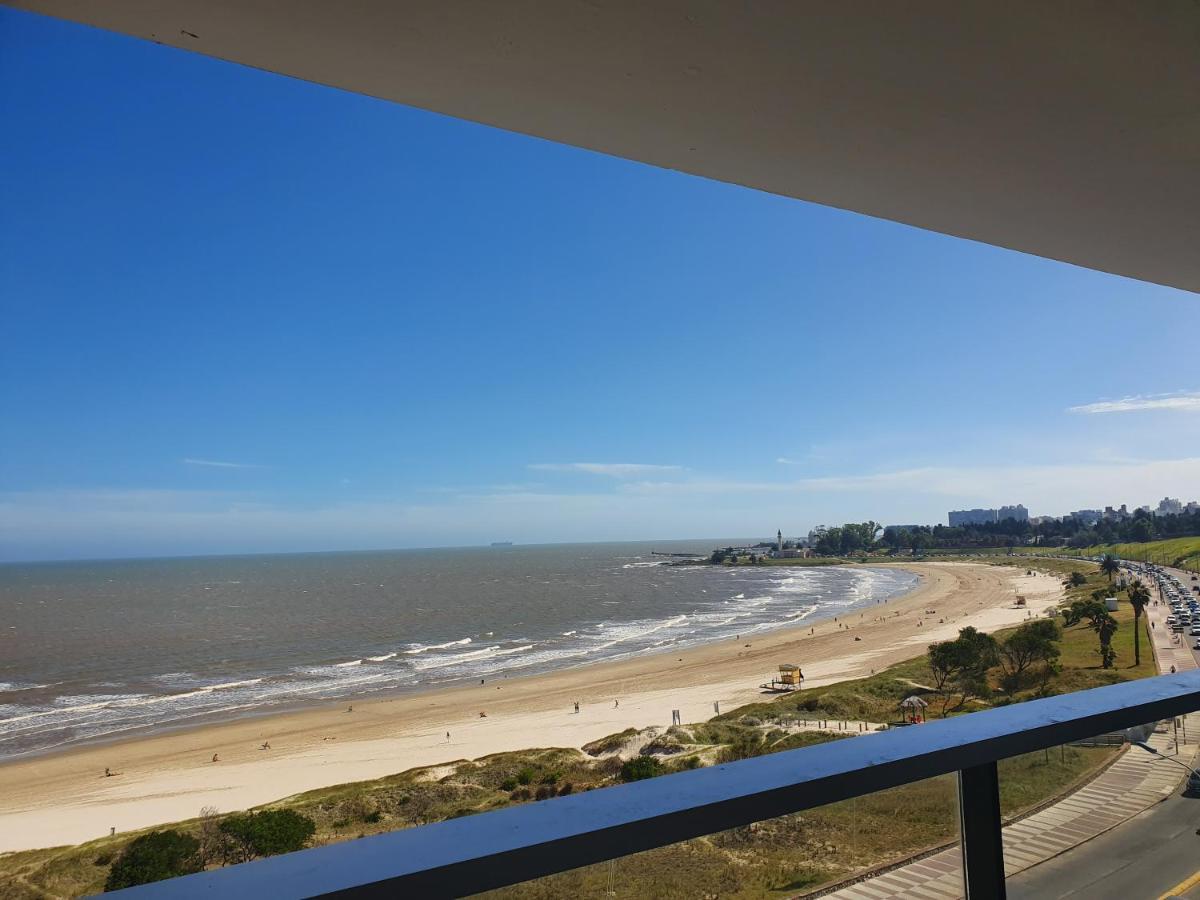 Modern Apartment First Line Beach Montevideo Uy Esterno foto